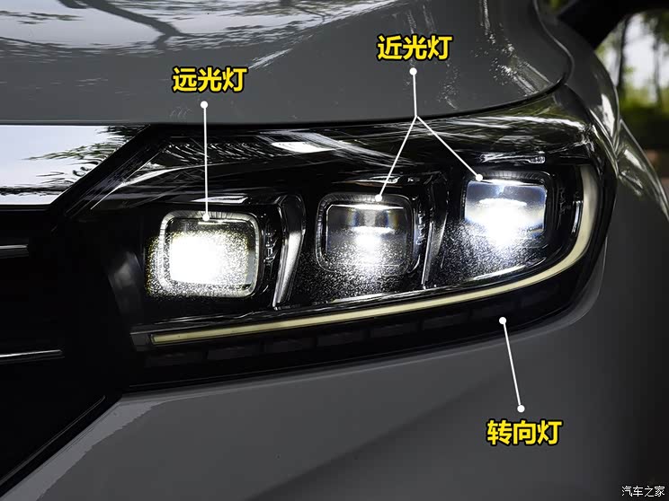 广汽乘用车 传祺GS4 2018款 235T 自动两驱高配