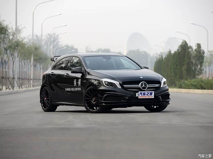 梅赛德斯-AMG 奔驰A级AMG 2014款 A 45 AMG 4MATIC