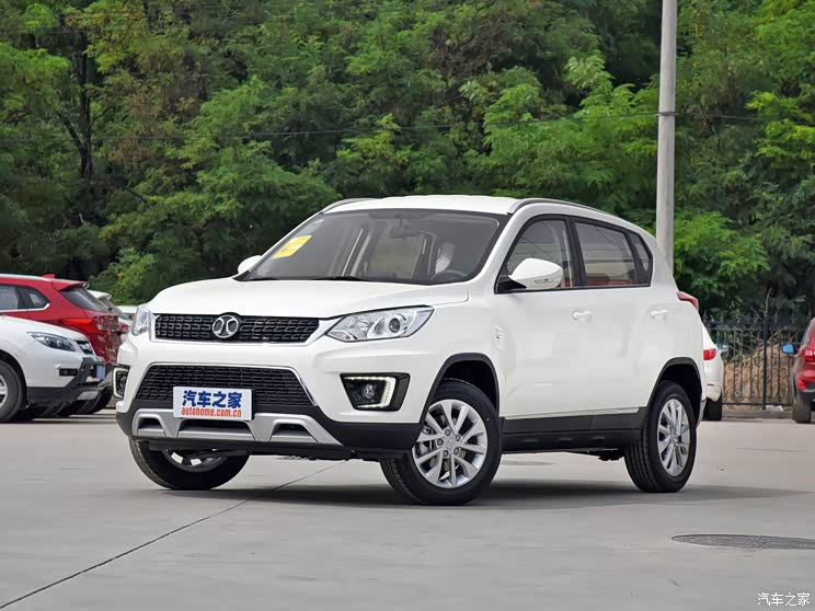 北京汽车 绅宝X35 2016款 1.5L 自动精英版 北京汽车 绅宝X35 2016款 1.5L 自动精英版