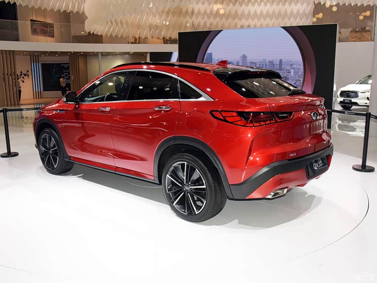 英菲尼迪(進(jìn)口) 英菲尼迪QX55 2021款 基本型 英菲尼迪(進(jìn)口) 英菲尼迪QX55 2021款 基本型