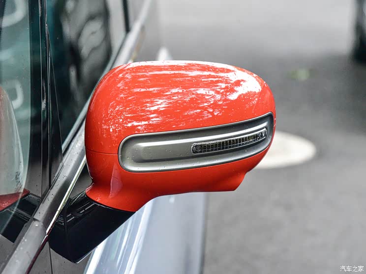 上汽通用五菱 宝骏KiWi EV 2021款 艺术家