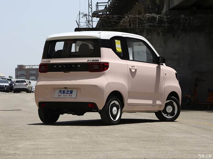 上汽通用五菱 宏光MINIEV 2021款 馬卡龍臻享款 磷酸鐵鋰 上汽通用五菱 宏光MINIEV 2021款 馬卡龍臻享款 磷酸鐵鋰