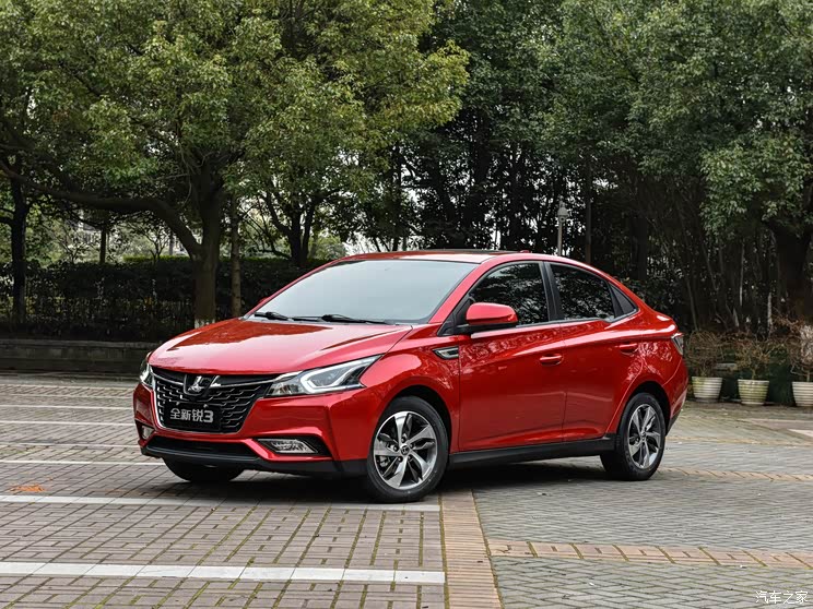 东风裕隆 锐3 2016款 1.6L CVT旗舰型