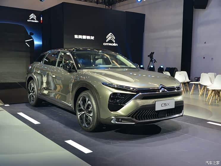 东风雪铁龙 凡尔赛 C5X 2021款 基本型