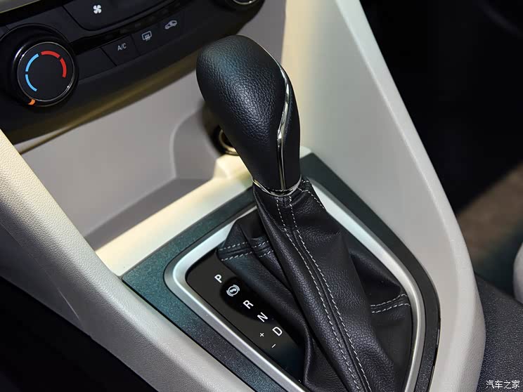 上汽通用别克 英朗 2020款 典范 1.5L 自动精英型