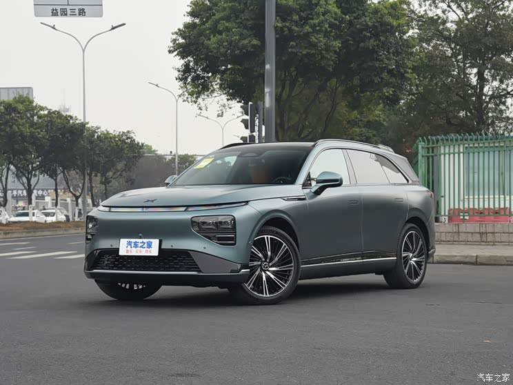 小鵬汽車 小鵬G9 2022款 650 上市紀(jì)念版 小鵬汽車 小鵬G9 2022款 650 上市紀(jì)念版