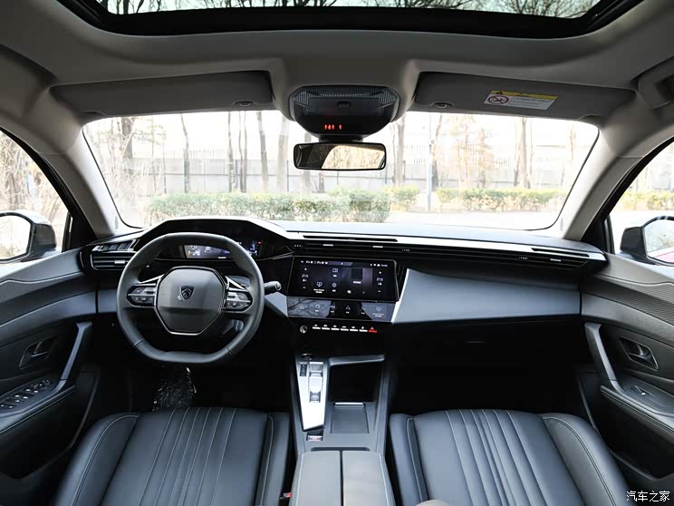 東風(fēng)標(biāo)致 標(biāo)致408X 2023款 魅力版 東風(fēng)標(biāo)致 標(biāo)致408X 2023款 魅力版