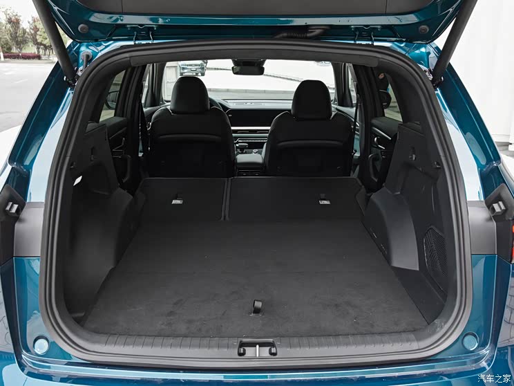 吉利汽車 星越L 2021款 2.0TD DCT兩驅(qū)頂配版試裝車 吉利汽車 星越L 2021款 2.0TD DCT兩驅(qū)頂配版試裝車