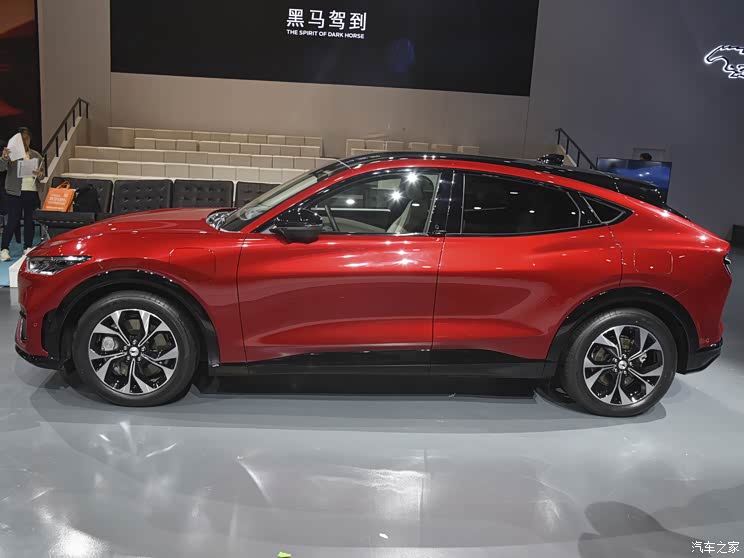 福特電動車 Mustang Mach-E 2021款 無疆后驅豪華版(長續(xù)航) 福特電動車 Mustang Mach-E 2021款 無疆后驅豪華版(長續(xù)航)
