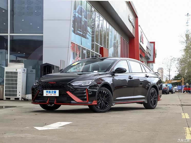 东风乘用车 奕炫MAX 2021款 1.5T 暗夜锋芒版 东风乘用车 奕炫MAX 2021款 1.5T 暗夜锋芒版