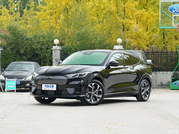 福特電動車 Mustang Mach-E 2021款 無疆后驅豪華版(長續(xù)航) 福特電動車 Mustang Mach-E 2021款 無疆后驅豪華版(長續(xù)航)