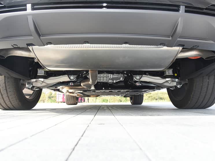 領(lǐng)克 領(lǐng)克09新能源 2023款 2.0TD EM-P 遠(yuǎn)航版PM 七座 領(lǐng)克 領(lǐng)克09新能源 2023款 2.0TD EM-P 遠(yuǎn)航版PM 七座