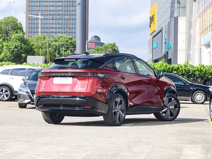 东风日产 Ariya艾睿雅 2022款 四驱高性能顶配版 东风日产 Ariya艾睿雅 2022款 四驱高性能顶配版