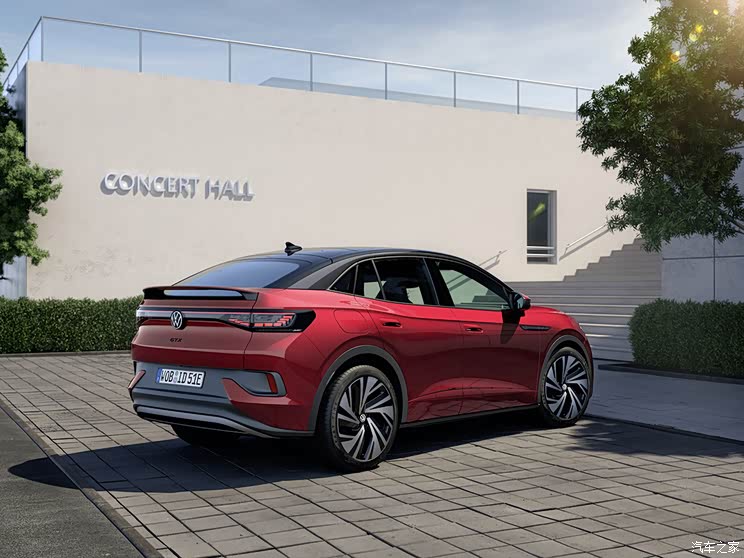 大众(进口) 大众ID.5 2022款 GTX 约合33万起 大众ID.5海外市场开启预售