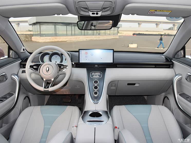 長(zhǎng)城汽車(chē) 歐拉閃電貓 2022款 555km 標(biāo)準(zhǔn)續(xù)航版 長(zhǎng)城汽車(chē) 歐拉閃電貓 2022款 555km 標(biāo)準(zhǔn)續(xù)航版