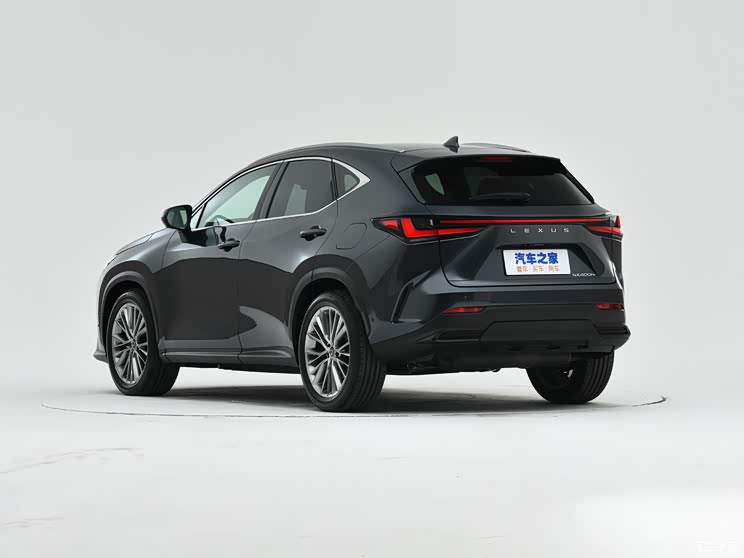 雷克萨斯 雷克萨斯NX新能源 2022款 400h+ 畅领版 雷克萨斯 雷克萨斯NX新能源 2022款 400h+ 畅领版
