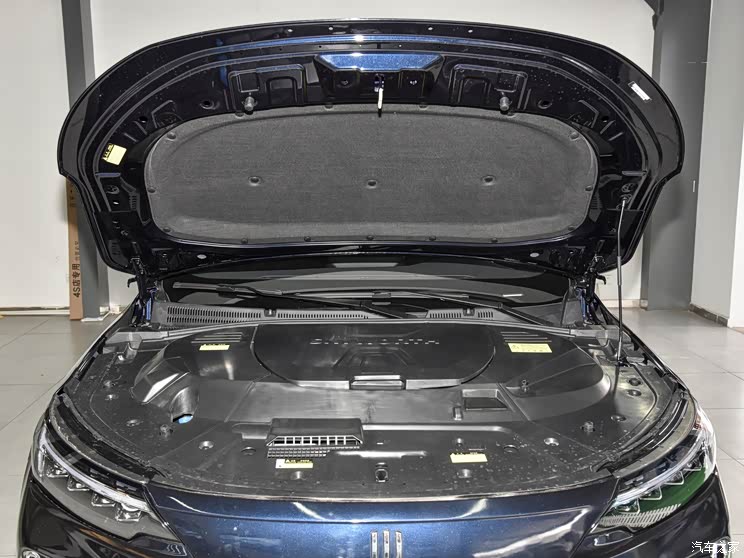 創(chuàng)維汽車 創(chuàng)維HT-i 2023款 1.5L PHEV 智能版 創(chuàng)維汽車 創(chuàng)維HT-i 2023款 1.5L PHEV 智能版
