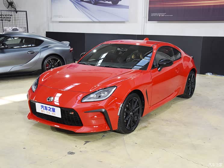 丰田(进口) 丰田86 2022款 GR 86 2.4L 手动基本型 影豹/思域/全新S级等 2021最难忘的轿车