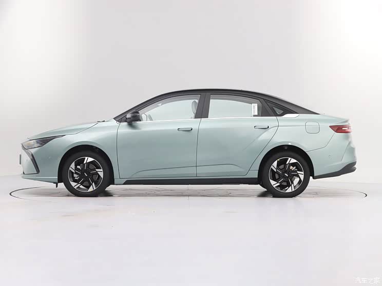 幾何汽車 幾何G6 2022款 620 旗艦型 幾何汽車 幾何G6 2022款 620 旗艦型