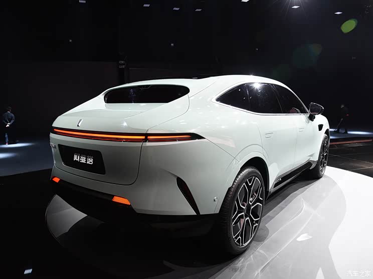 阿维塔科技 阿维塔011 2022款 基本型 阿维塔11于2022年2季度发布/3季度交付