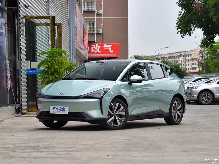 摩登汽車 Modern in 2022款 610km 時(shí)尚版 摩登汽車 Modern in 2022款 610km 時(shí)尚版