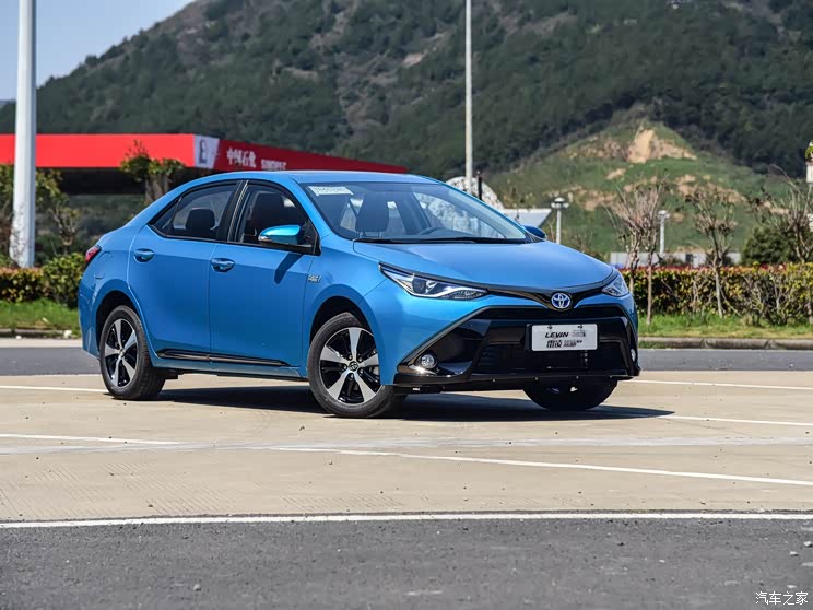 广汽丰田 雷凌双擎E+ 2019款 1.8PH V CVT豪华版