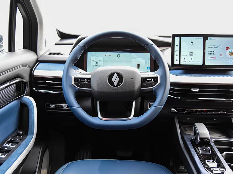 睿藍(lán)汽車 睿藍(lán)9 2023款 創(chuàng)始版 6座 睿藍(lán)汽車 睿藍(lán)9 2023款 創(chuàng)始版 6座