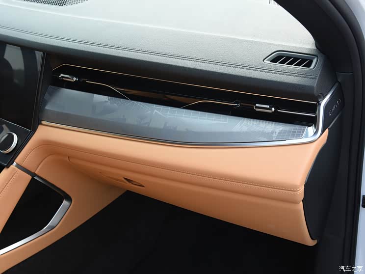 領(lǐng)克 領(lǐng)克09新能源 2023款 2.0TD EM-P 遠(yuǎn)航版PM 七座 領(lǐng)克 領(lǐng)克09新能源 2023款 2.0TD EM-P 遠(yuǎn)航版PM 七座