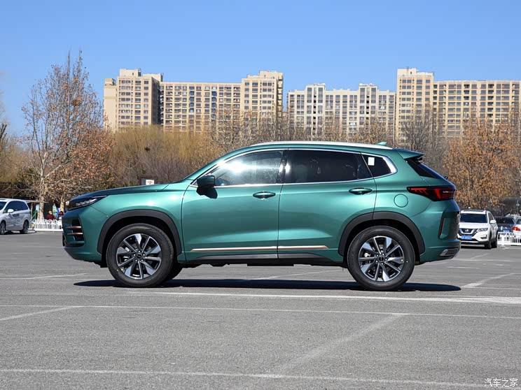 星途 星途追风 2022款 1.5T CVT女神版 星途 星途追风 2022款 1.5T CVT女神版