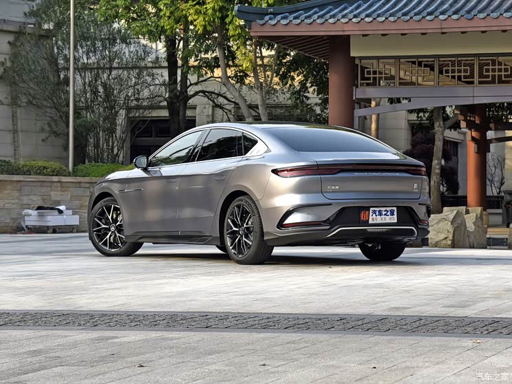 比亞迪 漢 2022款 EV 四驅(qū)基本型 比亞迪 漢 2022款 EV 四驅(qū)基本型