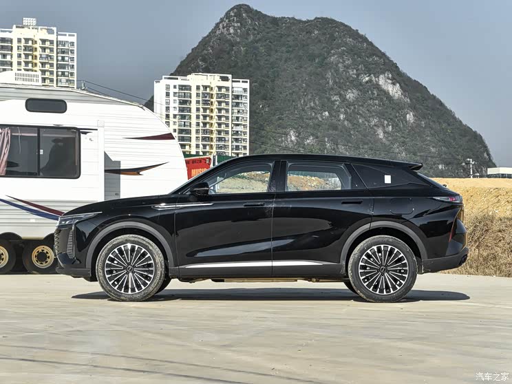 星途 星途瑤光新能源 2024款 兩驅(qū) 標(biāo)準(zhǔn)續(xù)航版 星途 星途瑤光新能源 2024款 兩驅(qū) 標(biāo)準(zhǔn)續(xù)航版