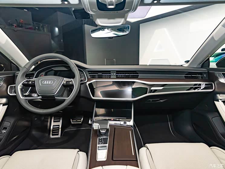 上汽奥迪 奥迪A7L 2024款 55 TFSI quattro 黑武士版 上汽奥迪 奥迪A7L 2024款 55 TFSI quattro 黑武士版