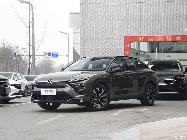 东风雪铁龙 凡尔赛C5 X 2023款 1.6T 势不凡 东风雪铁龙 凡尔赛C5 X 2023款 1.6T 势不凡