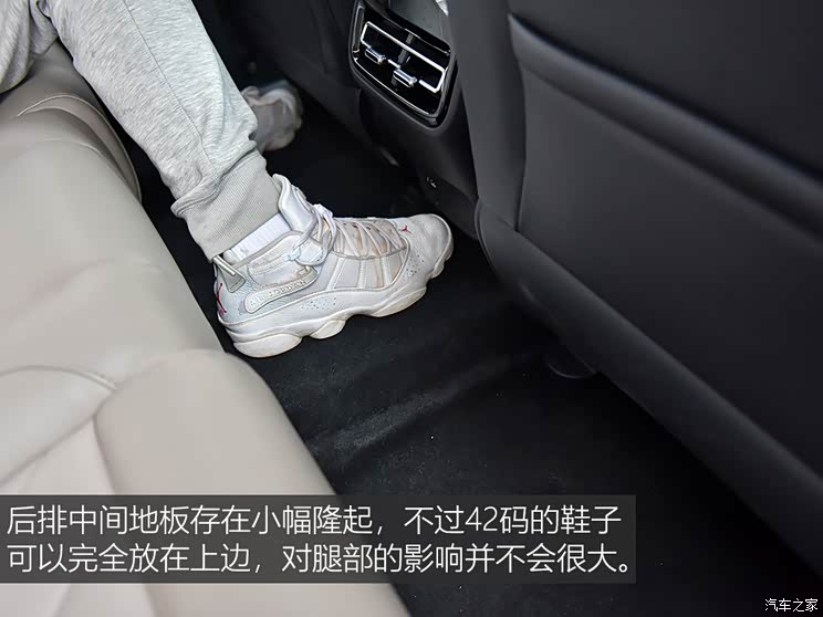 长安汽车 长安猎手 2024款 骑士版  旗舰型 双电机四驱标箱 长安汽车 长安猎手 2024款 骑士版  旗舰型 双电机四驱标箱