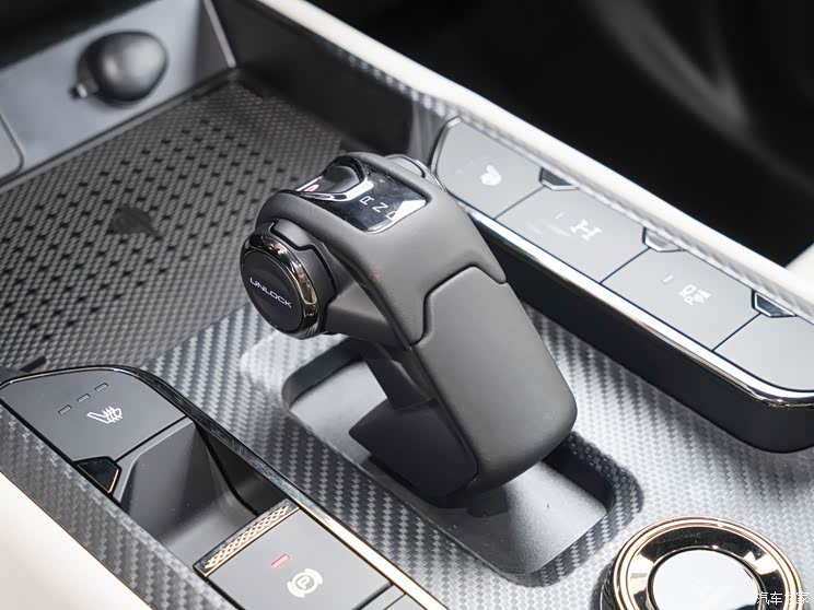 長(zhǎng)城汽車 哈弗猛龍 2024款 基本型 長(zhǎng)城汽車 哈弗猛龍 2024款 基本型