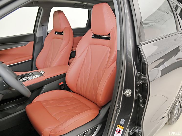 長安汽車 長安CS75 PLUS 2024款 第三代 冠軍版 基本型 長安汽車 長安CS75 PLUS 2024款 第三代 冠軍版 基本型