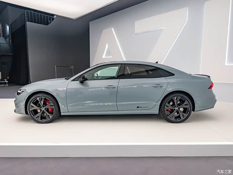 上汽奧迪 奧迪A7L 2024款 55 TFSI quattro RS 套件競速版 上汽奧迪 奧迪A7L 2024款 55 TFSI quattro RS 套件競速版