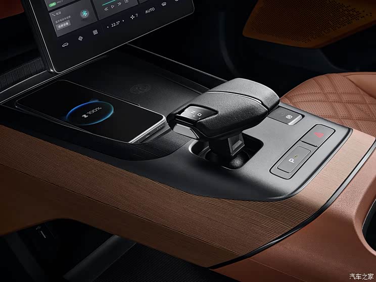 長(zhǎng)安汽車(chē) 逸動(dòng) 2024款 1.5T GDI自動(dòng) 旗艦型 長(zhǎng)安汽車(chē) 逸動(dòng) 2024款 1.5T GDI自動(dòng) 旗艦型