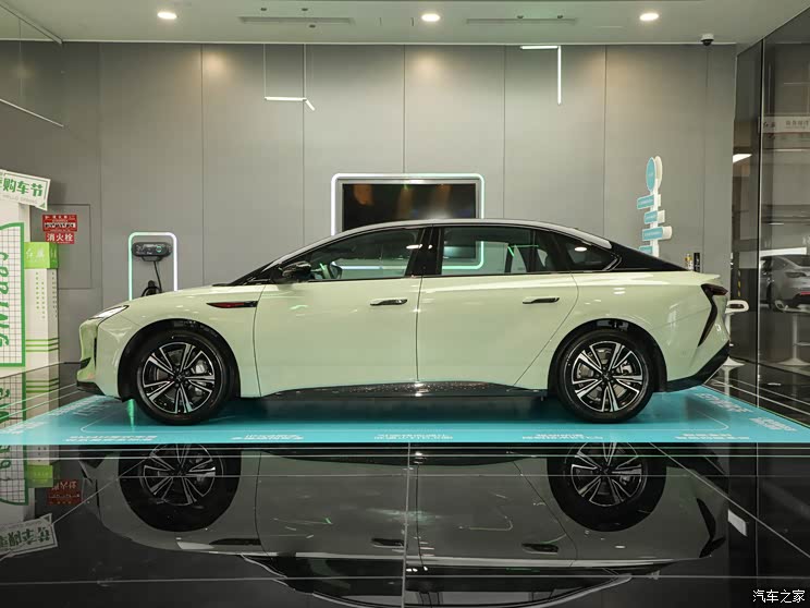 一汽紅旗 紅旗EH7 2024款 820 Pro 一汽紅旗 紅旗EH7 2024款 820 Pro