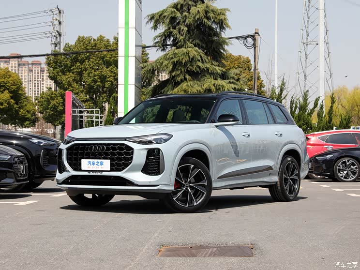 上汽奧迪 奧迪Q6 2024款 45 TFSI quattro RS 套件競速版 7座 上汽奧迪 奧迪Q6 2024款 45 TFSI quattro RS 套件競速版 7座