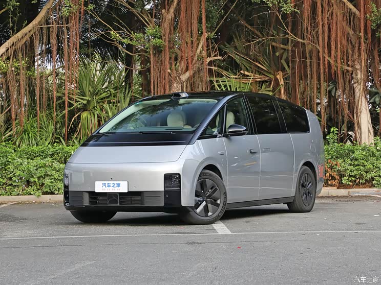 理想汽車 理想MEGA 2024款 Ultra 理想汽車 理想MEGA 2024款 Ultra