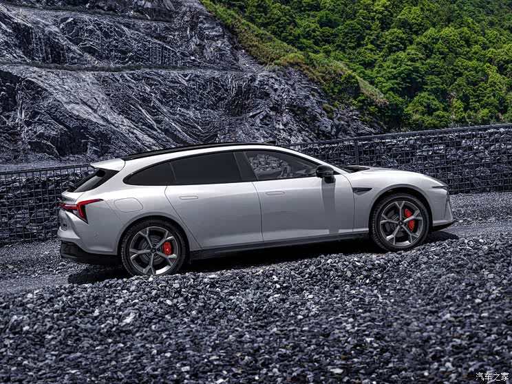 合眾汽車(chē) 哪吒S獵裝 2024款 純電 640 AWD MAX 合眾汽車(chē) 哪吒S獵裝 2024款 純電 640 AWD MAX