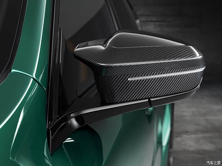 宝马M 宝马M5新能源 2024款 M5  宝马M 宝马M5新能源 2024款 M5