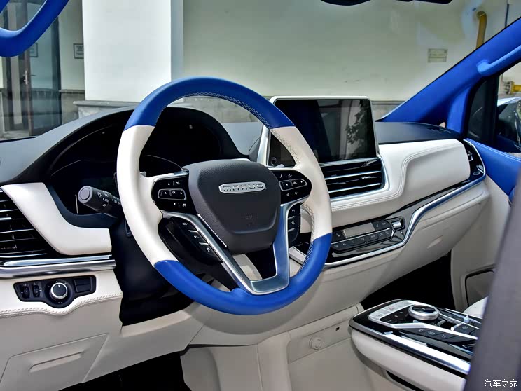 上汽大通 上汽大通MAXUS G20 2021款 PLUS 四座旗舰版 上汽大通G20 PLUS四座、V90墨今日上市