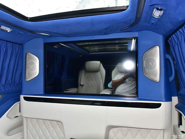 上汽大通 上汽大通MAXUS G20 2021款 PLUS 四座旗舰版 32.76万起 上汽大通MAXUS新增车型上市