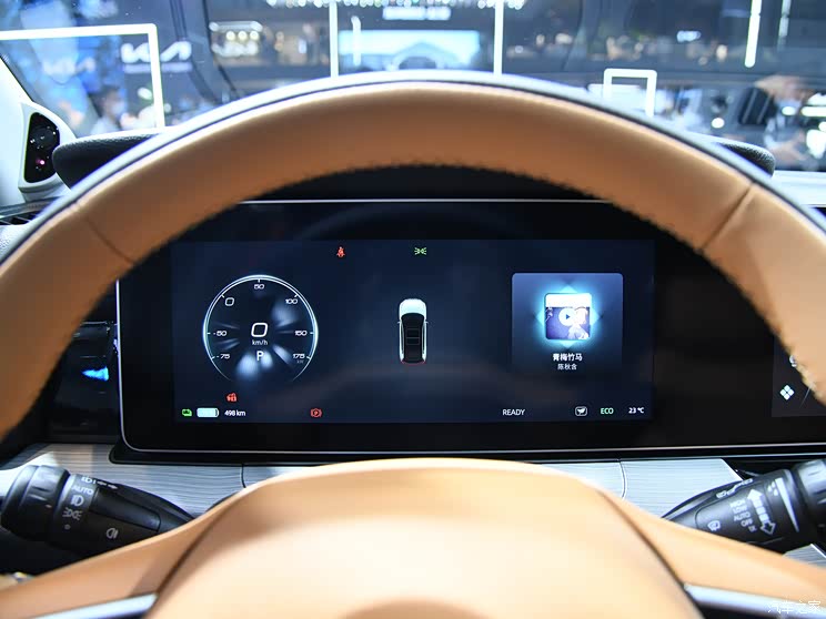 威马汽车 威马W6 2021款 520km ACE极智版 自动泊车性能提升 威马W6迎九大OTA升级