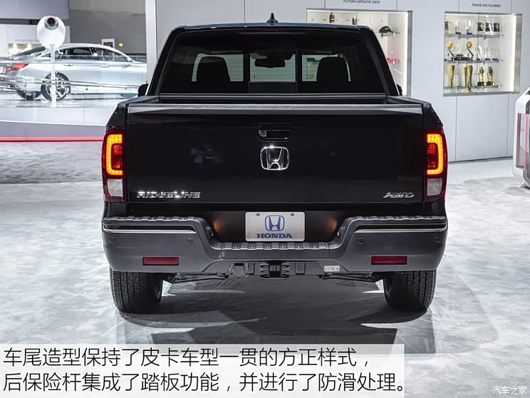 本田(进口) Ridgeline 2016款 Black Edition