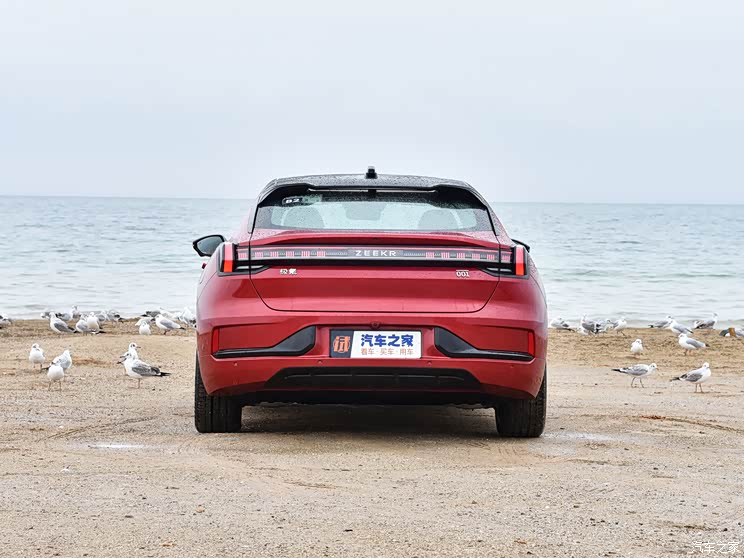 极氪 极氪001 2021款 超长续航单电机 WE版 极氪 极氪001 2021款 超长续航单电机 WE版