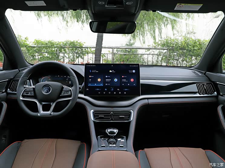 比亚迪 宋PLUS新能源 2021款 DM-i 100KM 四驱旗舰PLUS 上调1000-7000元 比亚迪新能源车型调价