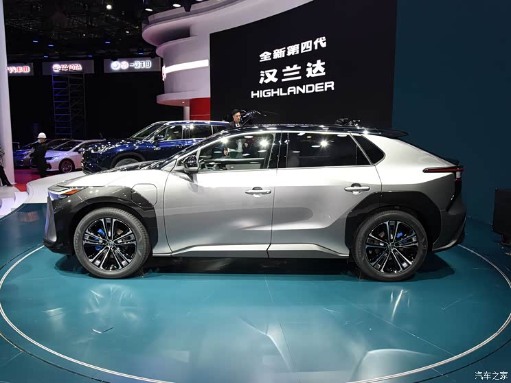 豐田(進口) 豐田bZ4X(海外) 2021款 Concept 豐田(進口) 豐田bZ4X(海外) 2021款 Concept